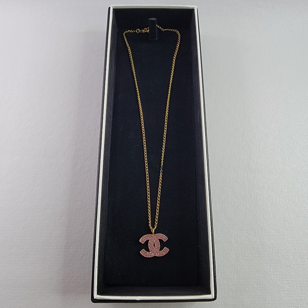CHANEL CC Logo Gold Tone with Pink Rhinestone Necklace - Picture 11 of 11